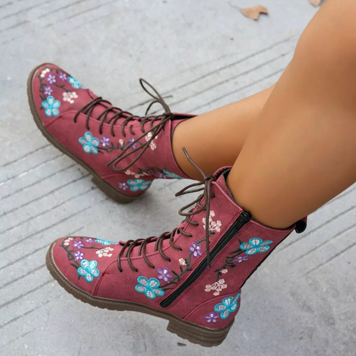 Round Toe Block Heels Boots - Image 7