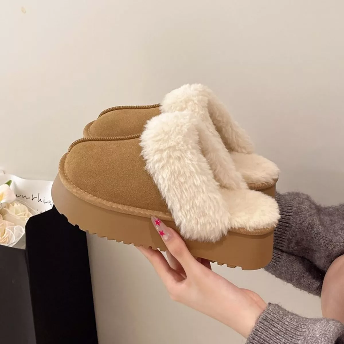 Round Toe Platform Slippers - Image 11