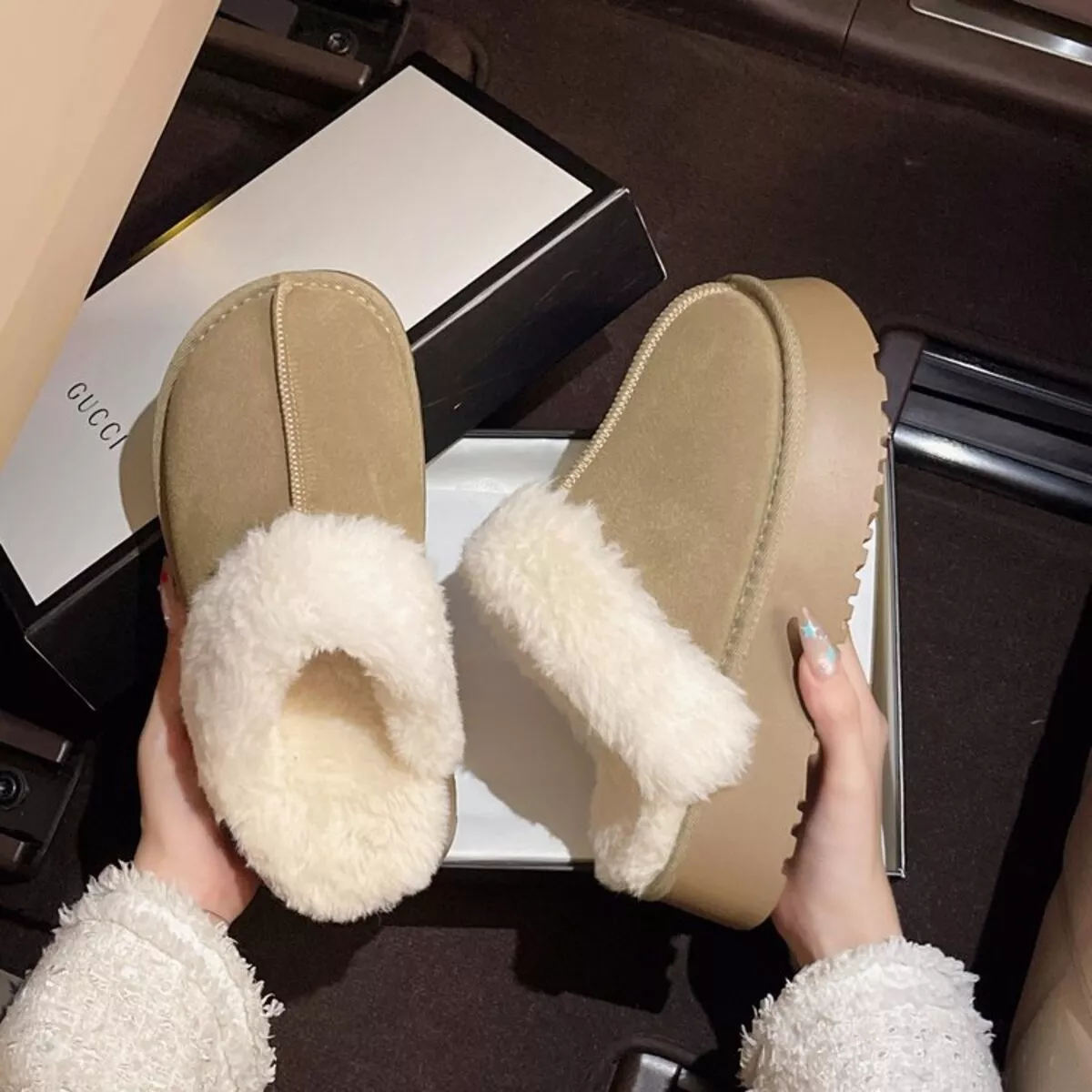 Round Toe Platform Slippers - Image 8