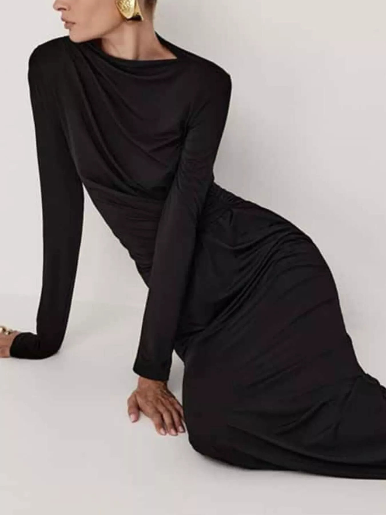 Ruched Long Sleeve Bodycon Maxi Dress - Image 10