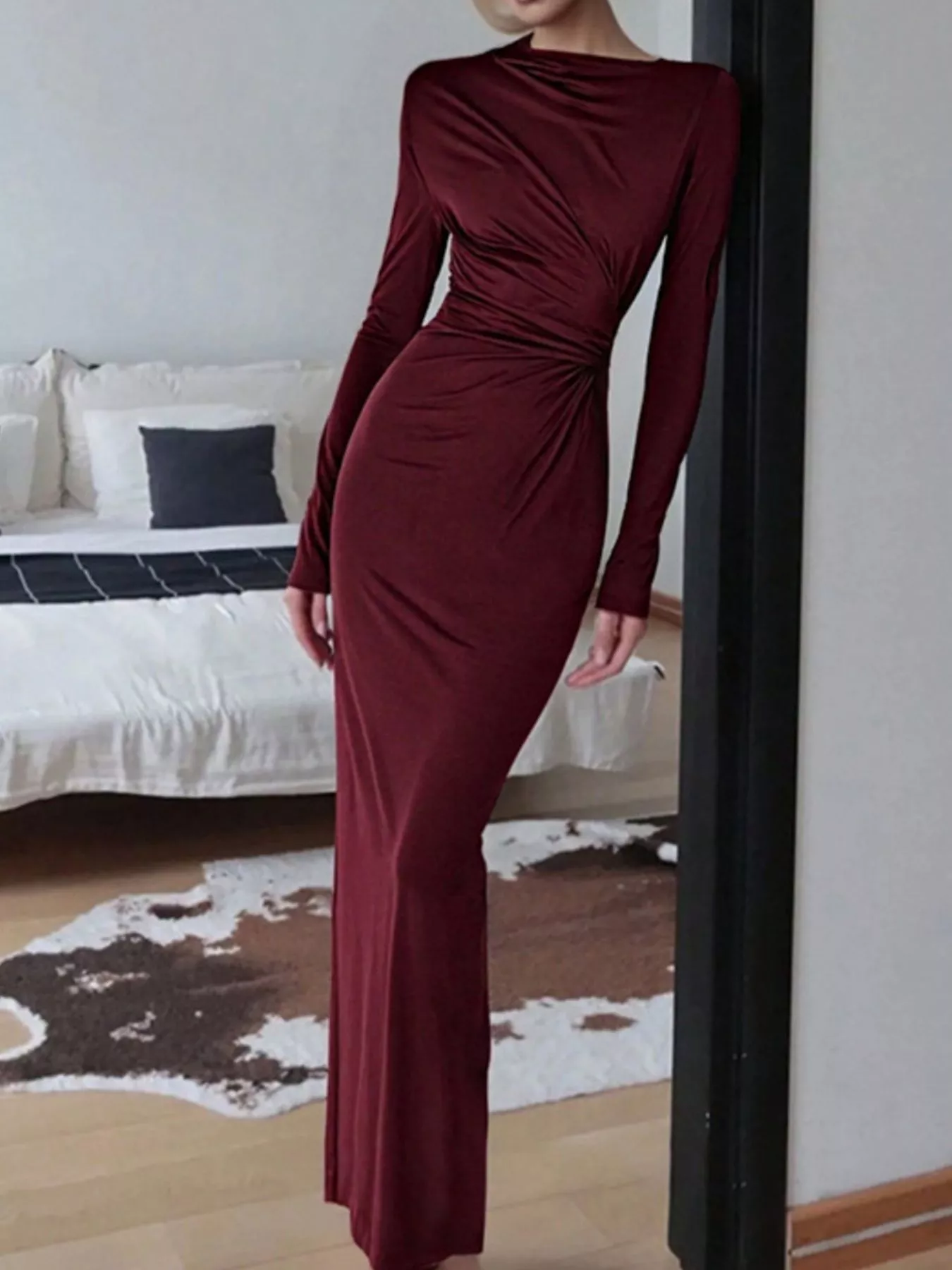 Ruched Long Sleeve Bodycon Maxi Dress - Image 5