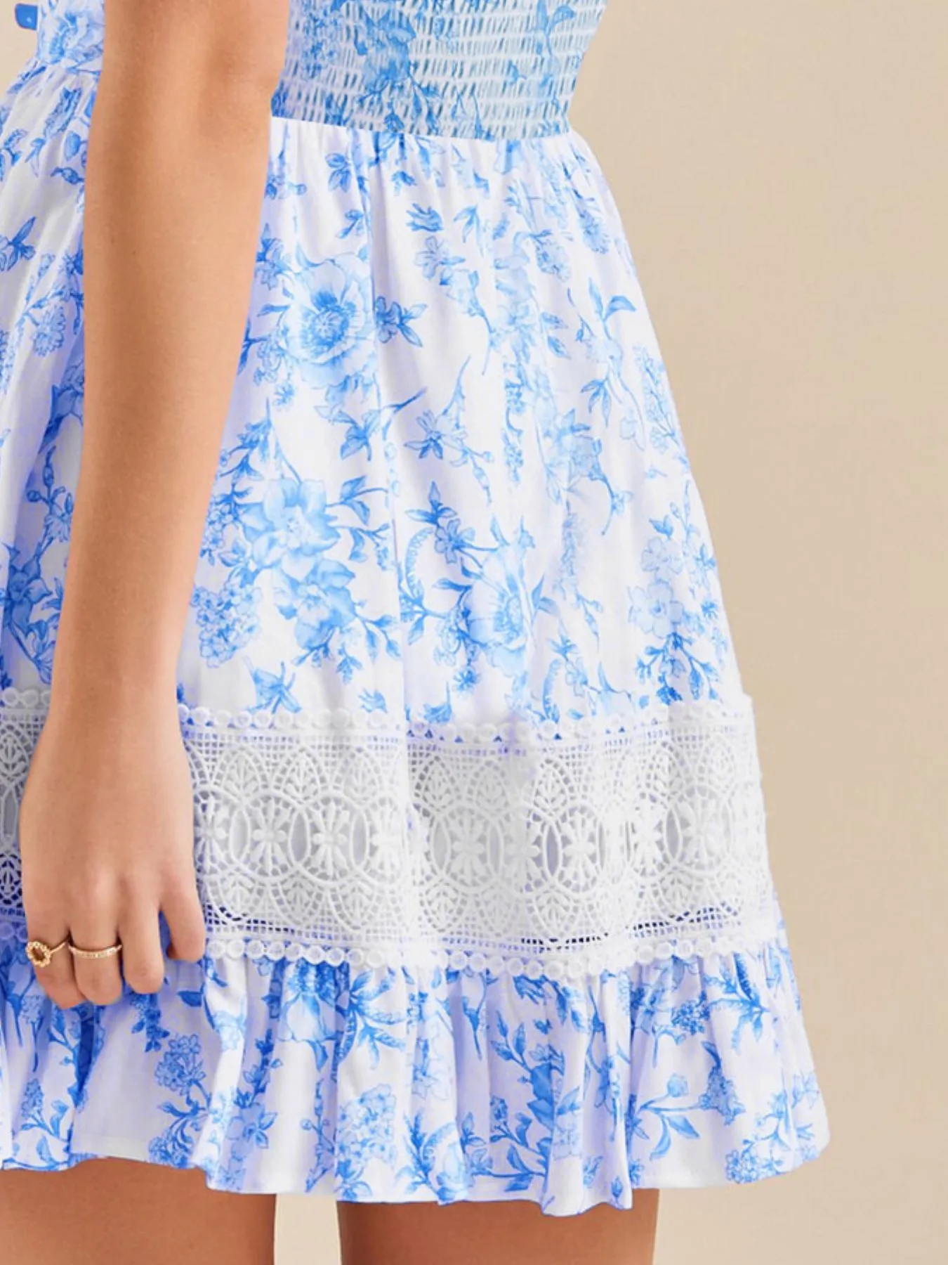 Ruffled Hem Printed Tube Dress - Image 8