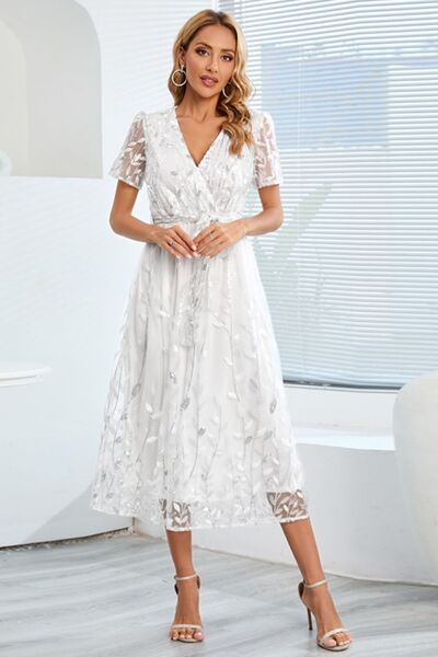 Sequin Leaf Embroidery Tie Front Short Sleeve Dress - Image 9