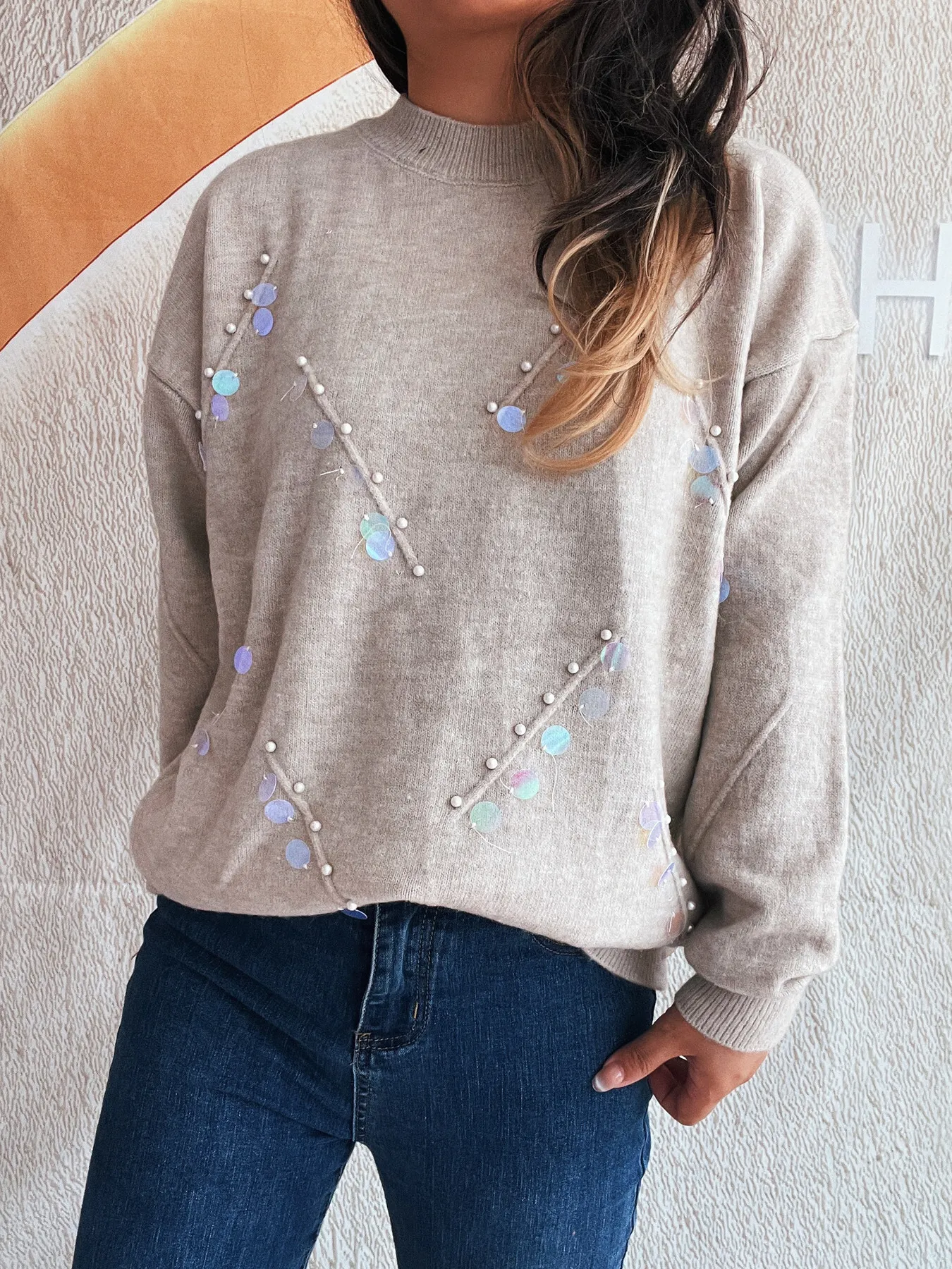 Sequined Embellished Round Neck Sweater - Image 4