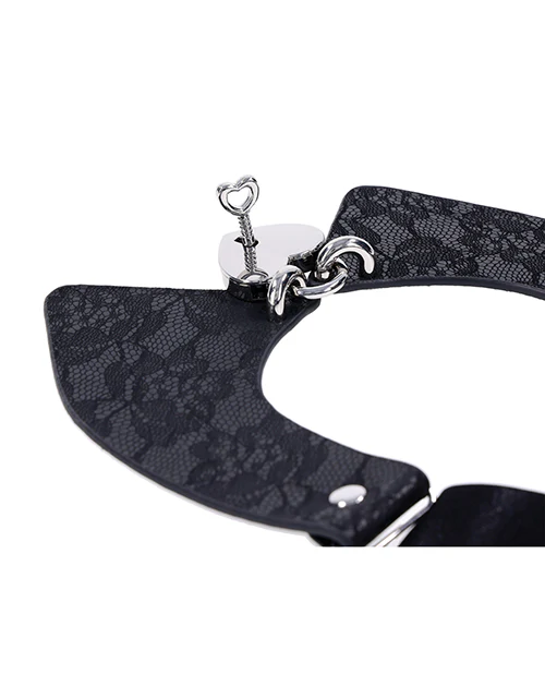Sex & Mischief Heartbound Lace Day Collar - Image 3