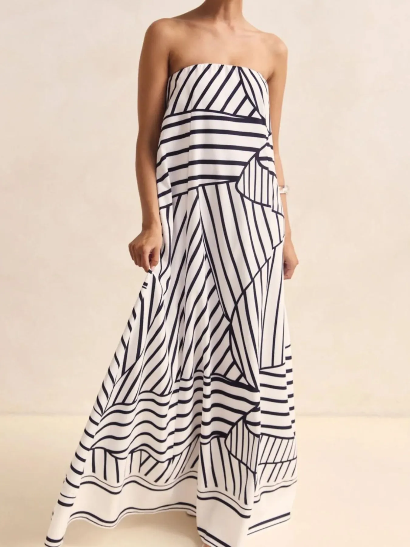 Smocked Printed Tube Maxi Dress - Image 2