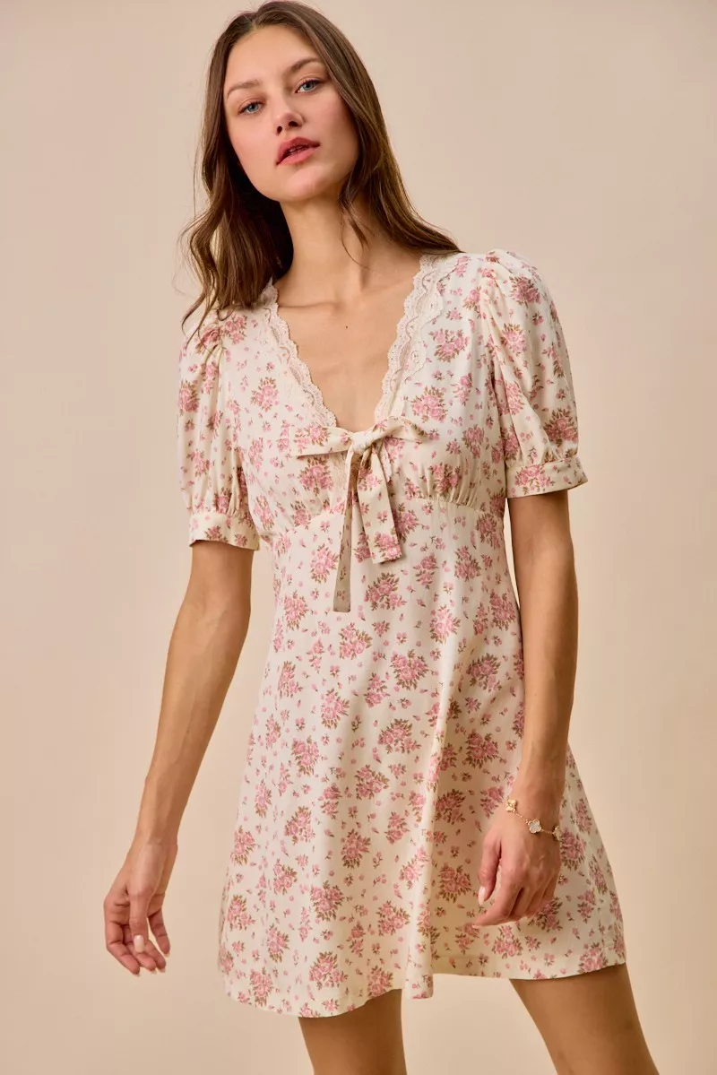 SO ME Floral Lace Trimed Short Sleeves Mini Dress - Image 10