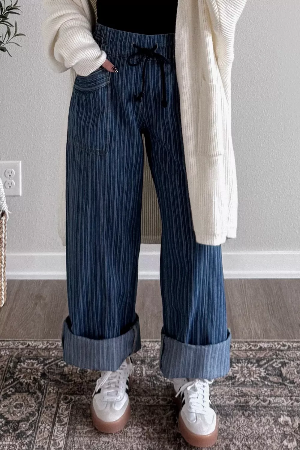 Striped Wide-Leg Jeans - Image 4