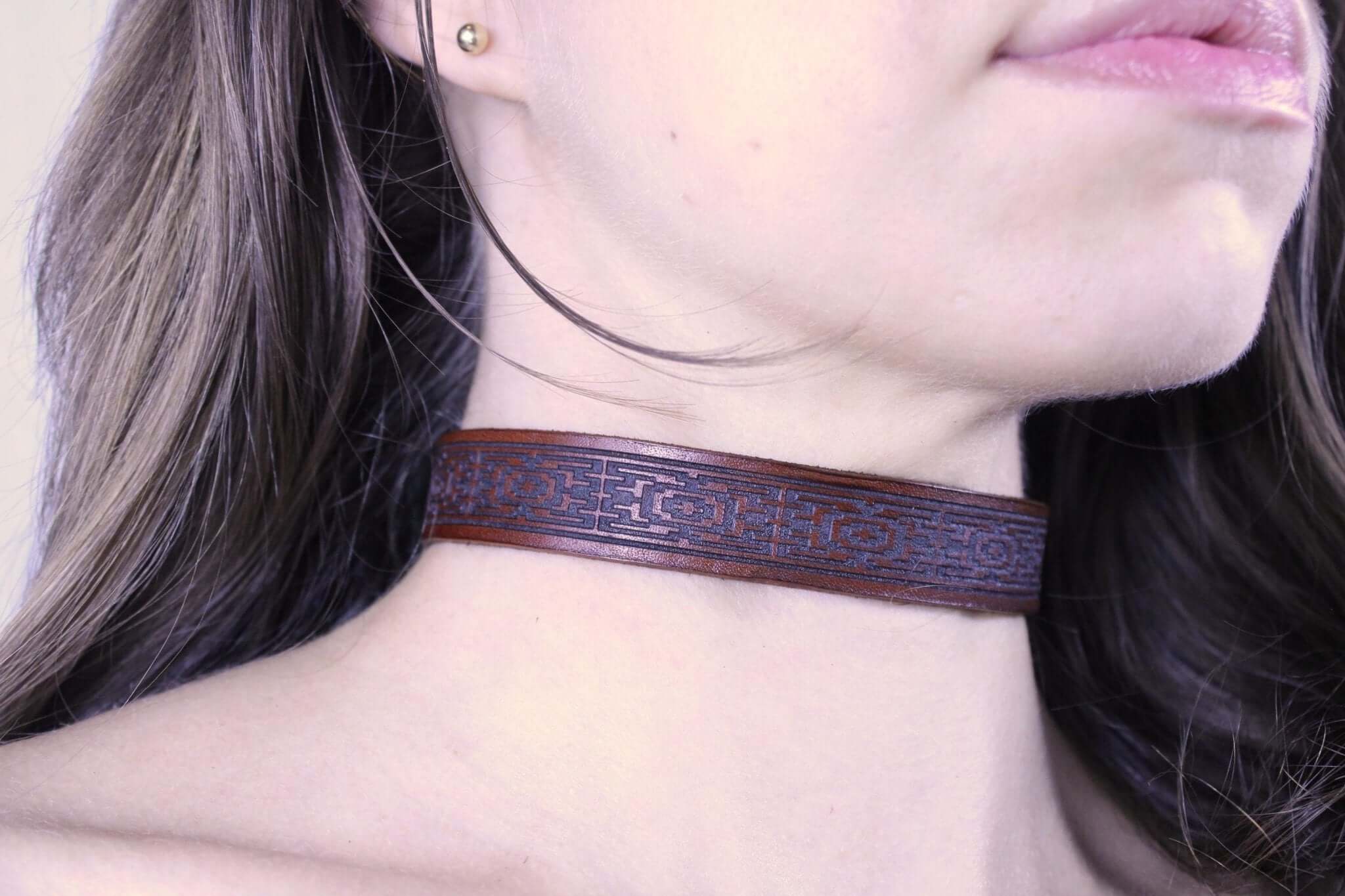 Submissive Collar for BDSM Bondage Gifts - Stylish Dom Sub Jewelry - Image 4