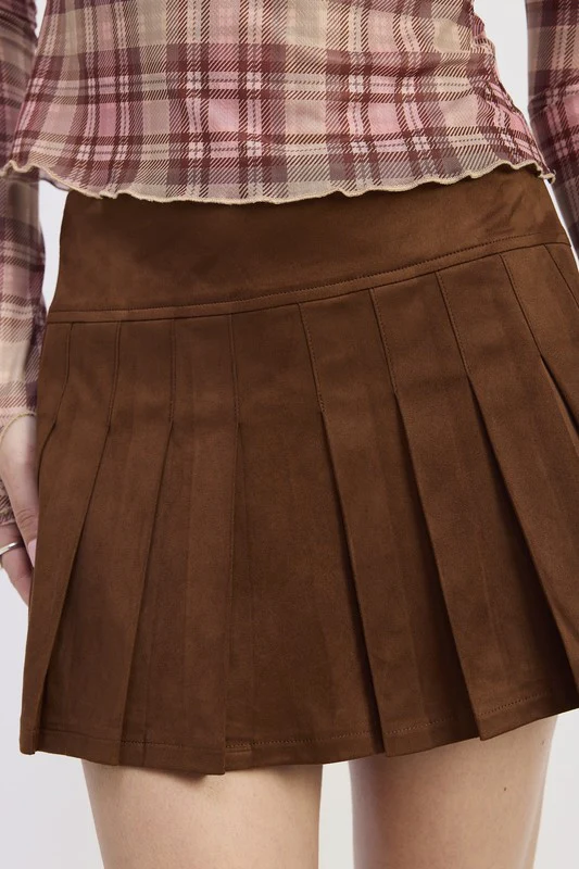 SUEDE MINI PLEADED SKIRT - Image 2