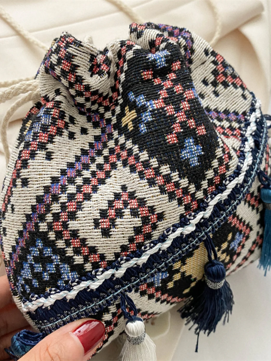 Tassel Spaghetti Strap Shoulder Bag - Image 10