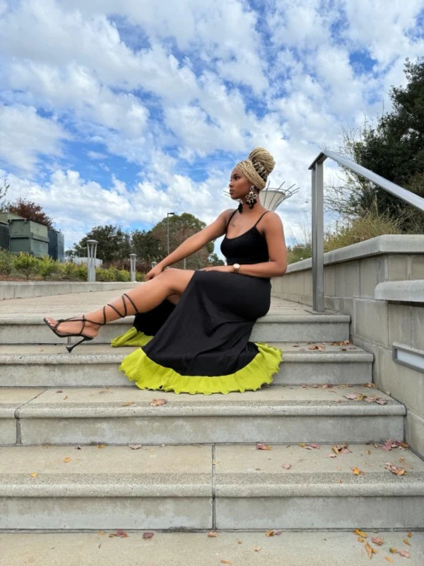 The Oasis Color Block Dress - Image 3