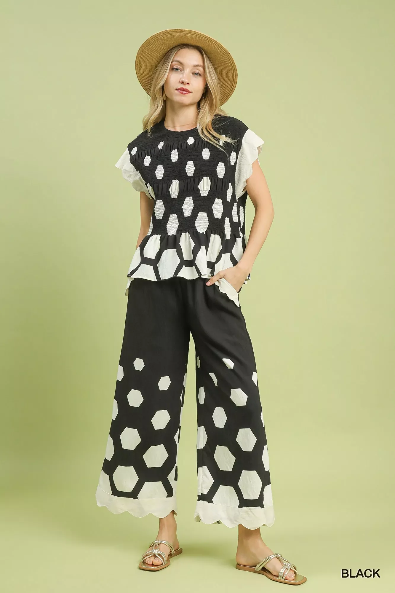 Umgee Hexagon Print Wide Leg Pants with Scalloped Hem - Image 4
