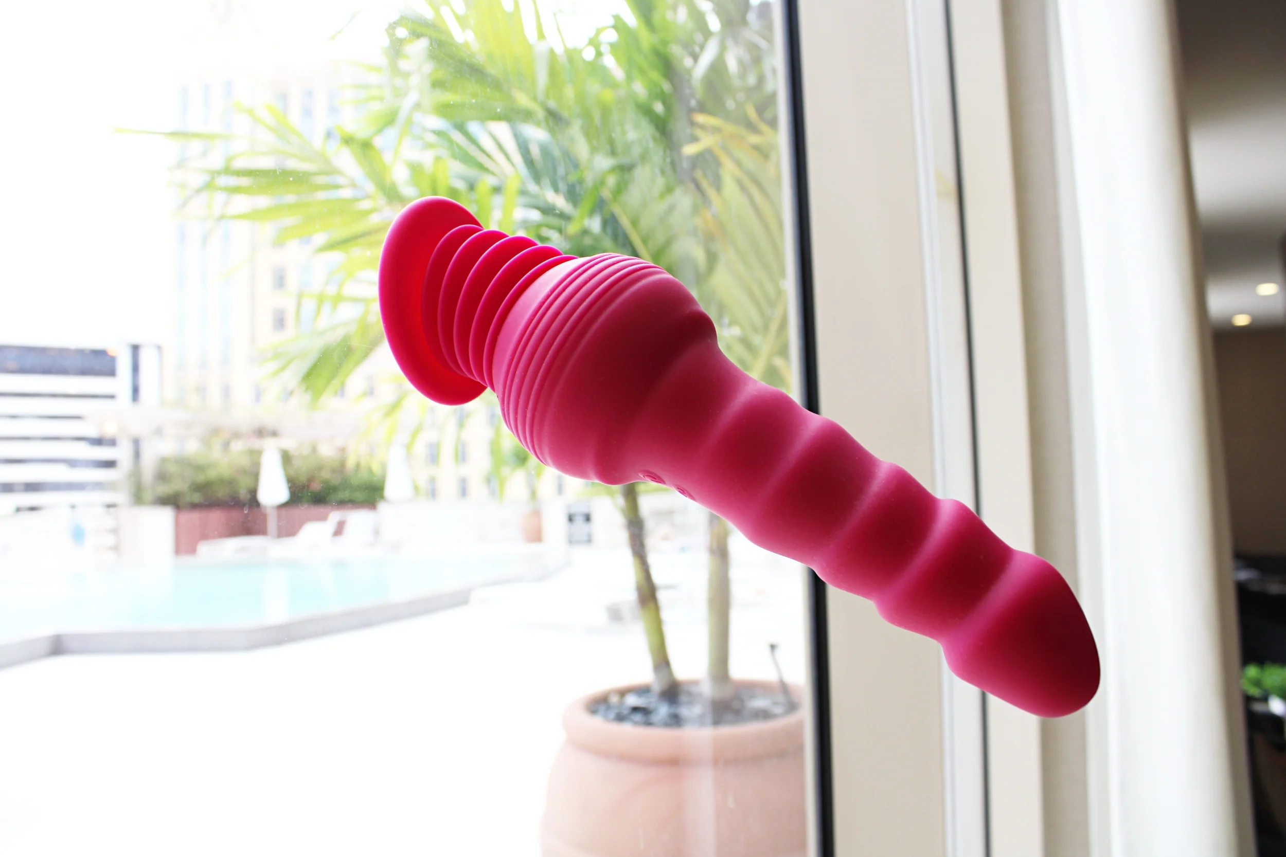 Vitula – The Ultimate Thrusting Vibrator - Image 2